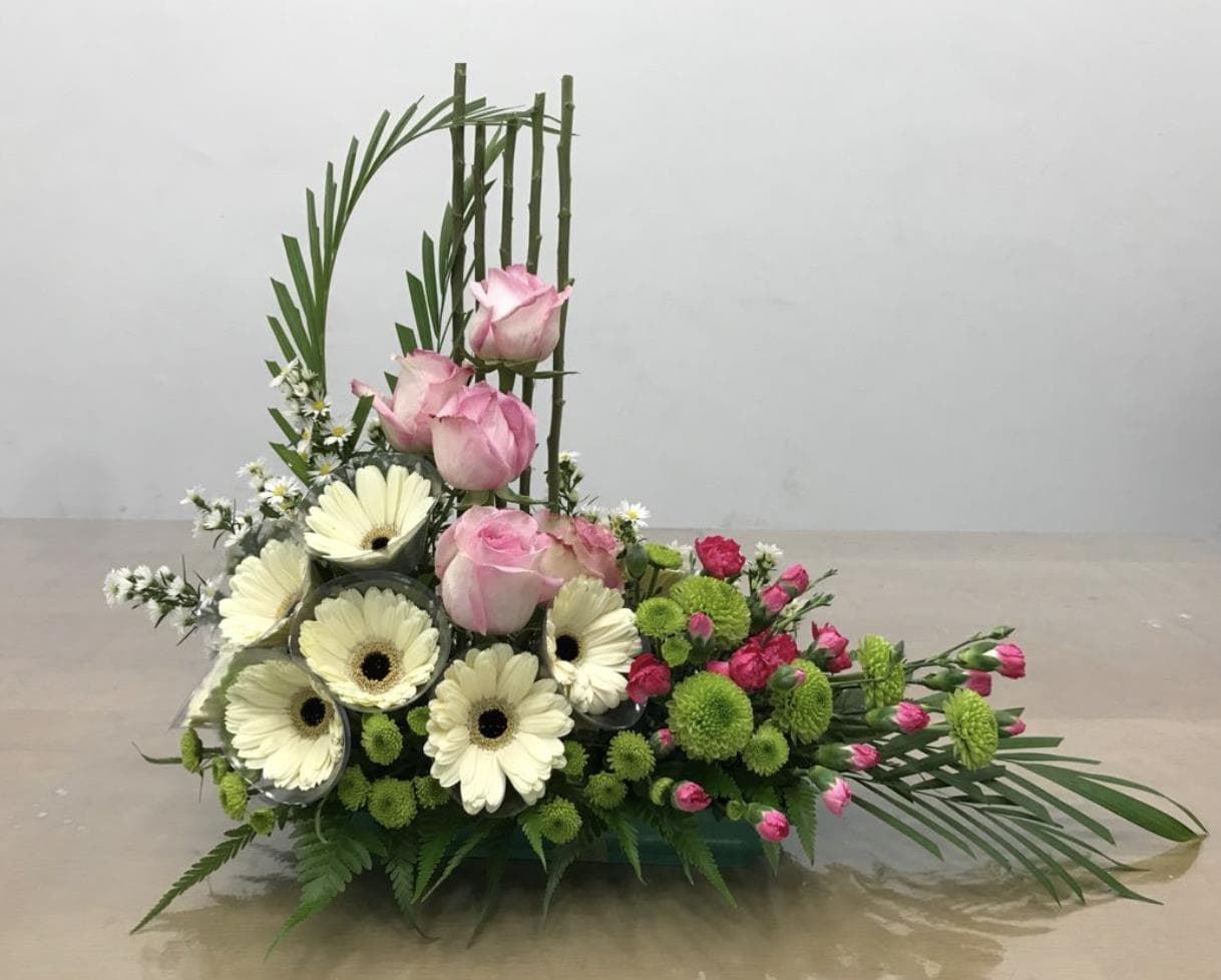 Centro de Flores para Cementerio - Imagen 1