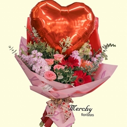 Ramo de flores variadas con globo - Imagen 1
