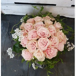 Ramo de Rosas Rosas con estructura natural - Imagen 1