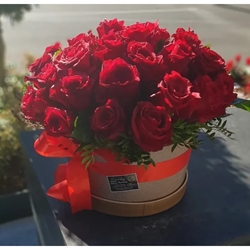 Sombrerero de Rosas Rojas - Imagen 1